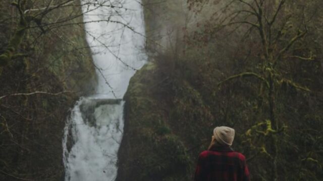 From the Archives: “Linger Longer” by Vincent Masterson—Discussed by Rebecca Paredes