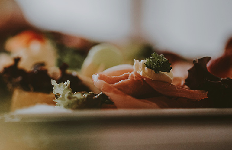 Winter Short Story Award Honorable Mention: “Eat All You Can” by Erin Striff